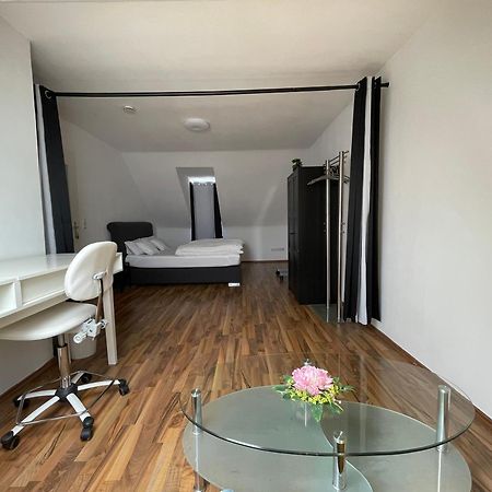 Geraeumige 3-Zimmer-Ferienwohnung Im Herzen Von Kassel Eksteriør bilde