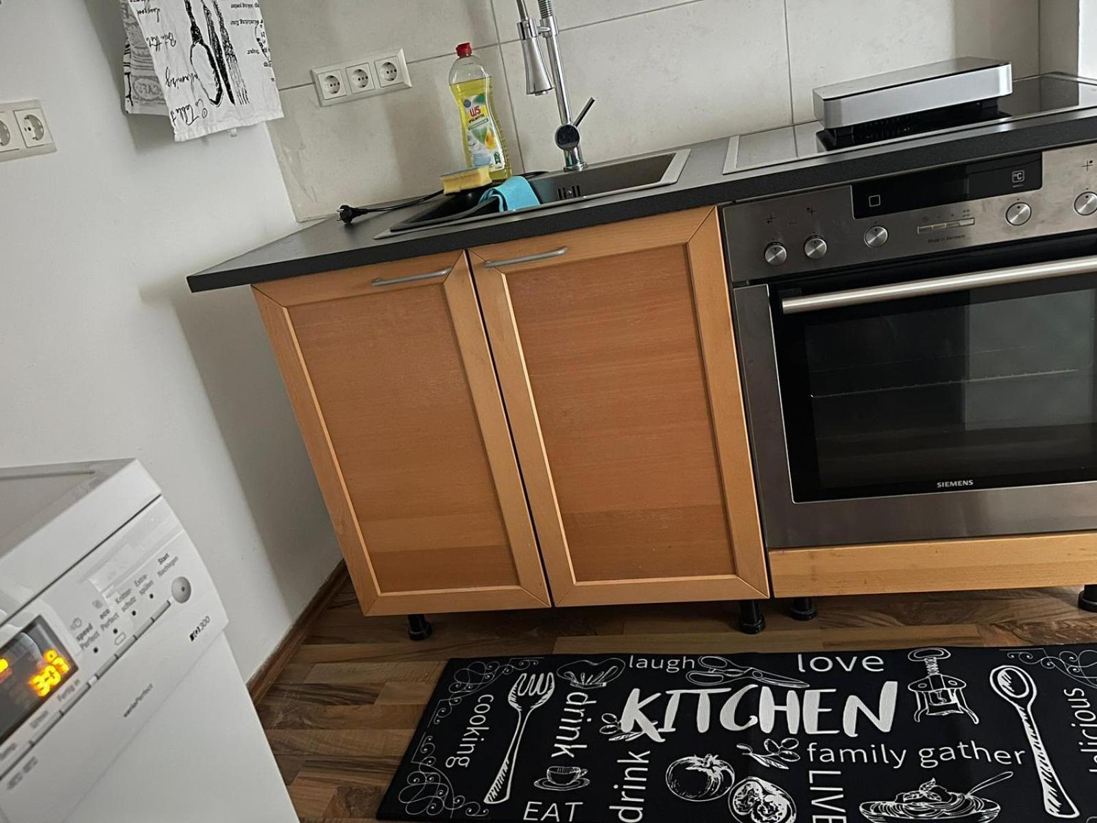 Geraeumige 3-Zimmer-Ferienwohnung Im Herzen Von Kassel Eksteriør bilde