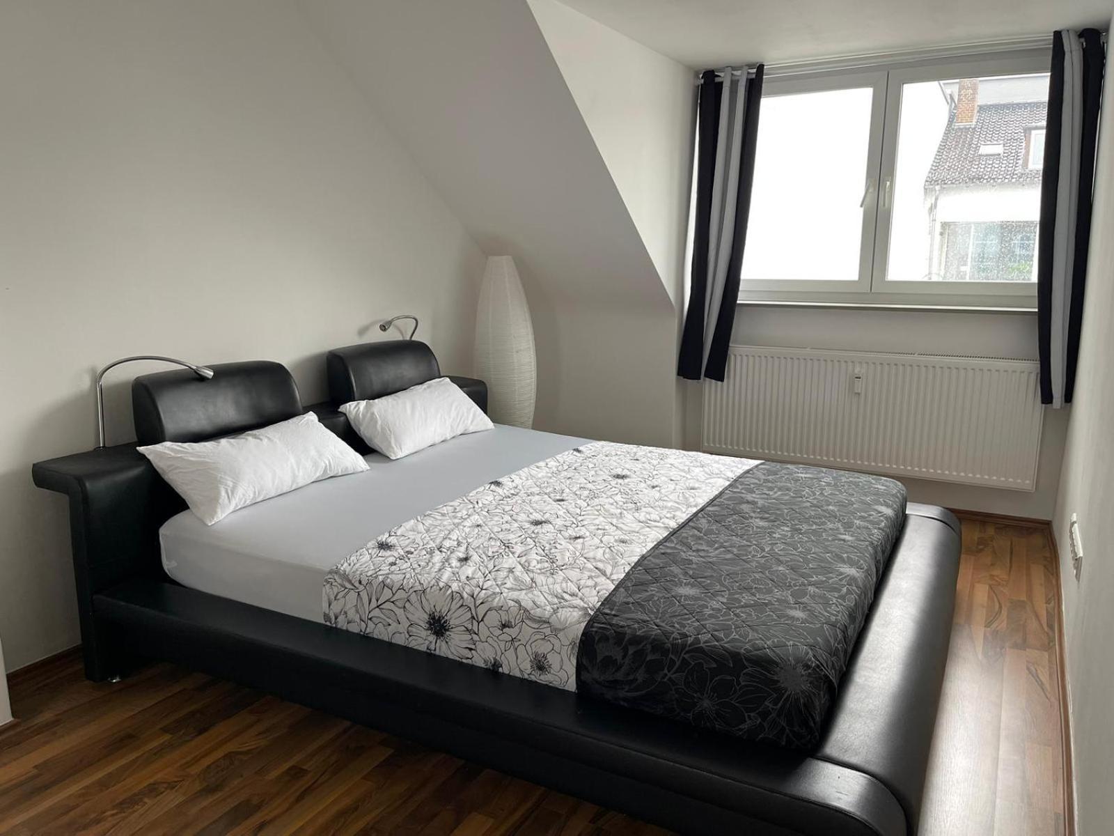 Geraeumige 3-Zimmer-Ferienwohnung Im Herzen Von Kassel Eksteriør bilde