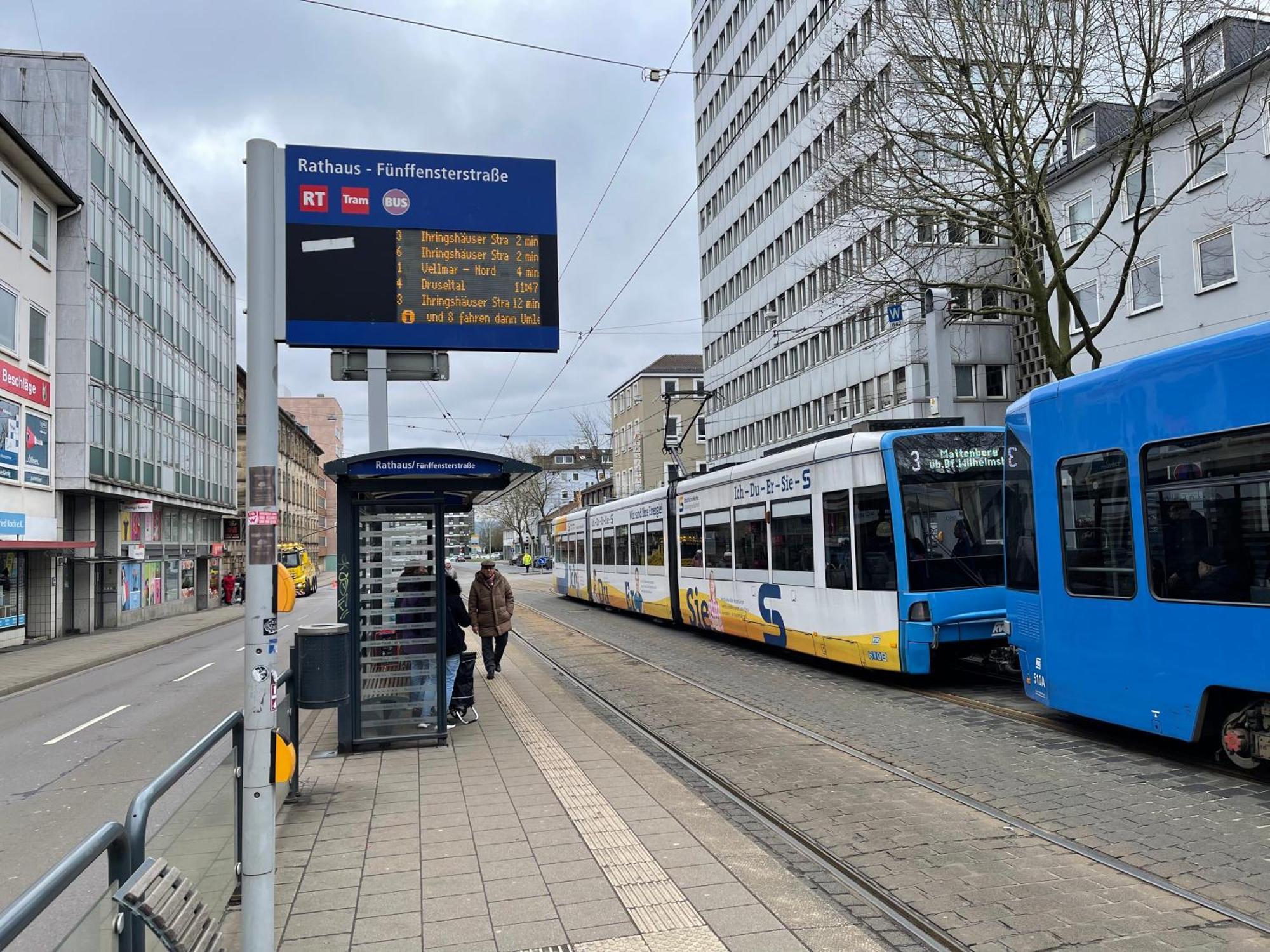 Geraeumige 3-Zimmer-Ferienwohnung Im Herzen Von Kassel Eksteriør bilde